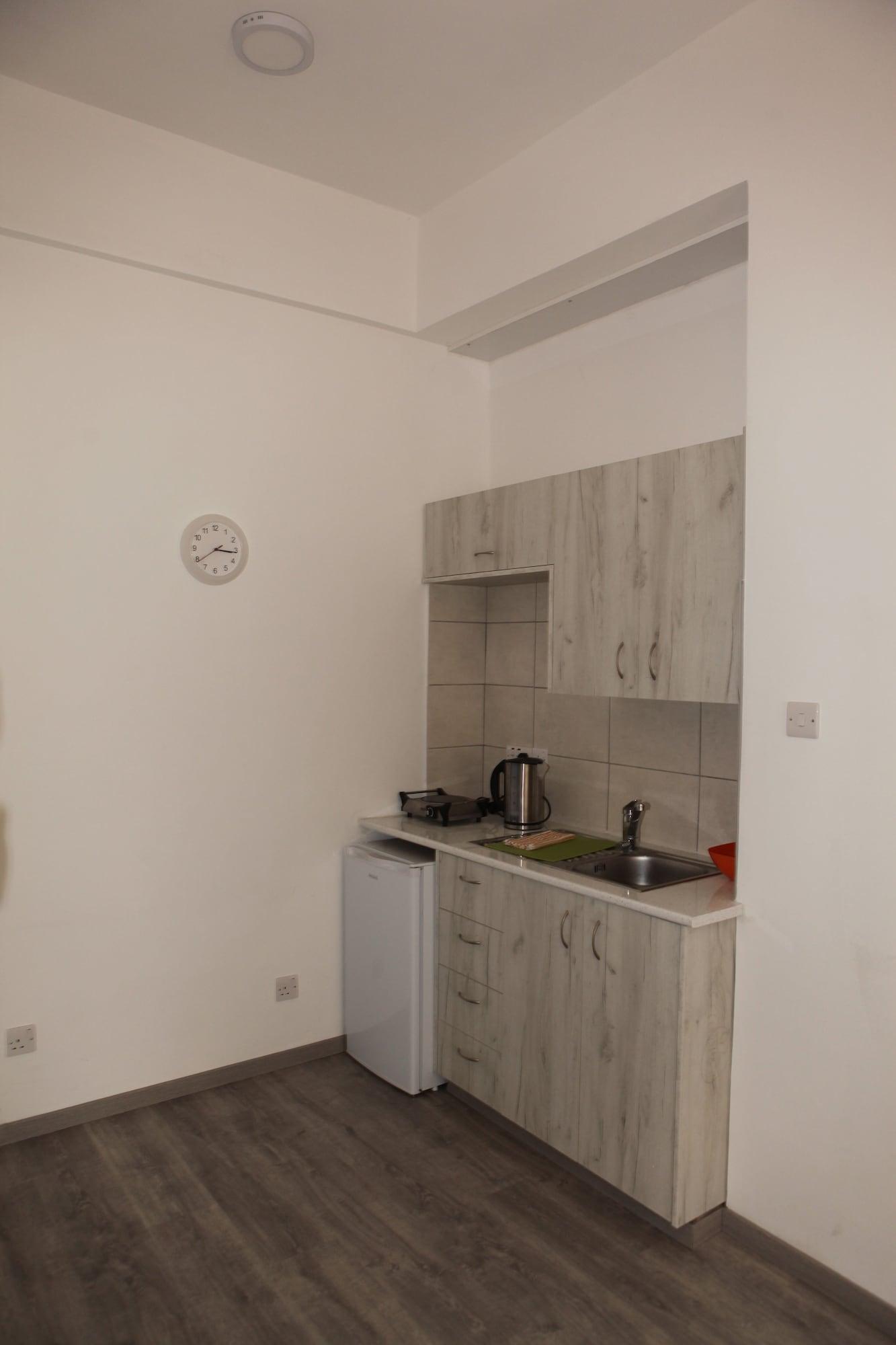Polyxeni Hotel Apartments Lemesós Eksteriør bilde