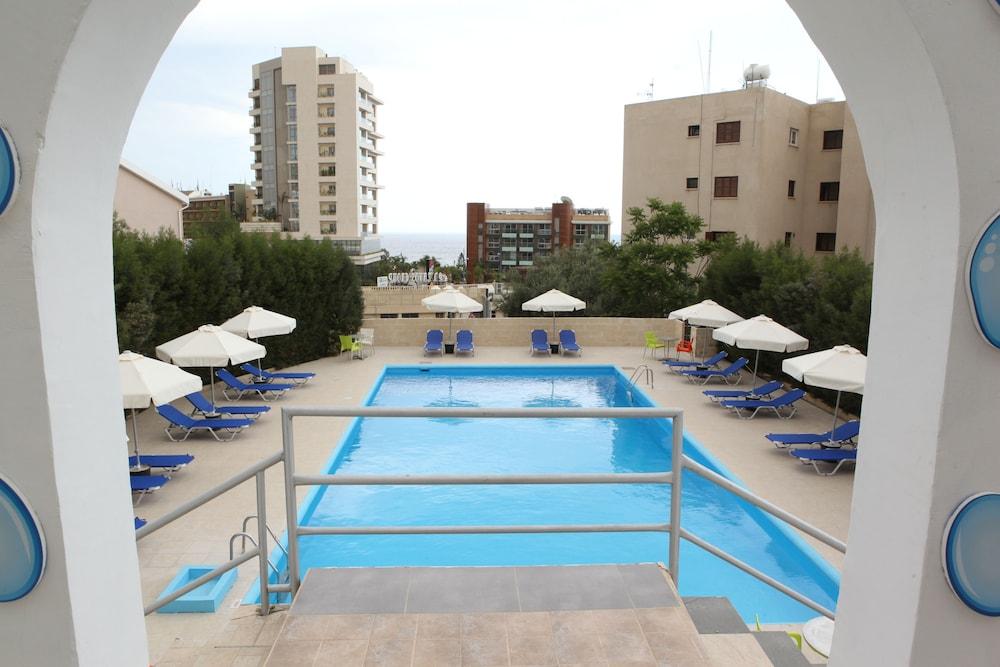 Polyxeni Hotel Apartments Lemesós Eksteriør bilde