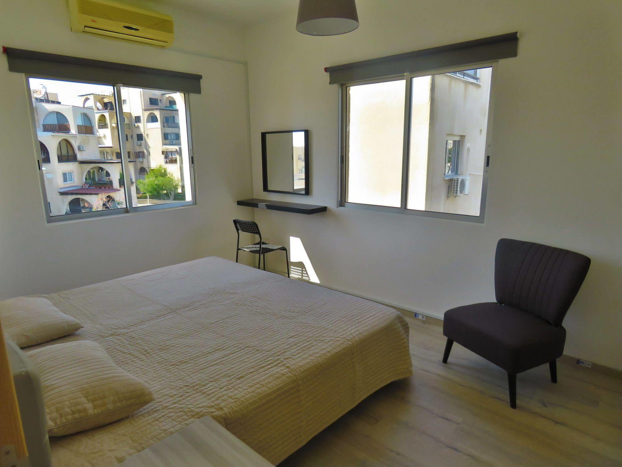 Polyxeni Hotel Apartments Lemesós Eksteriør bilde