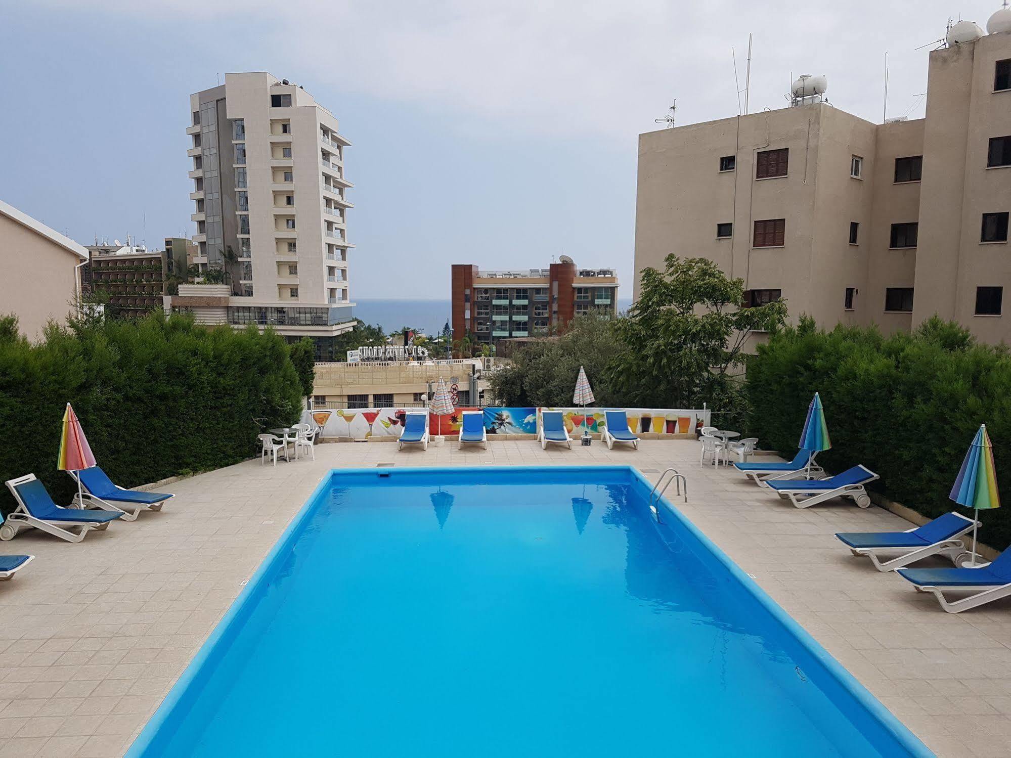 Polyxeni Hotel Apartments Lemesós Eksteriør bilde
